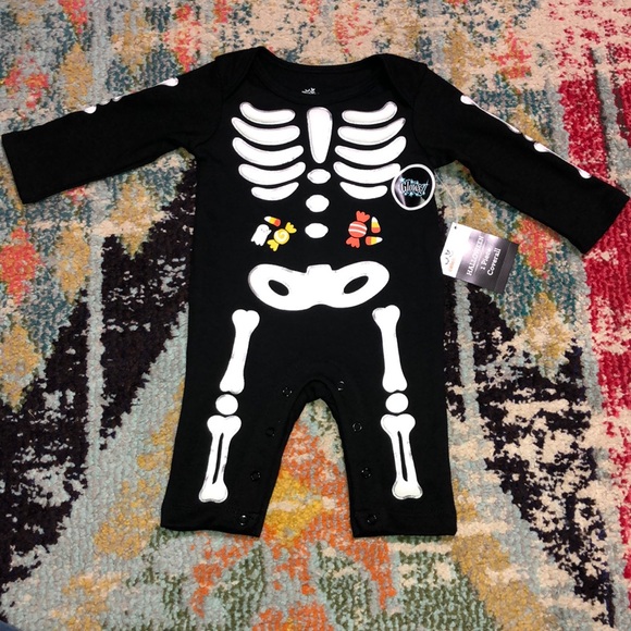 Other - 🧜🏼‍♀️3 for $15 item! 🧜🏼‍♀️ glow skeleton